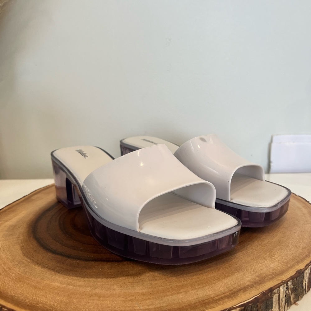 Melissa rubber Stylish White Slide Sandals with box heel size 9